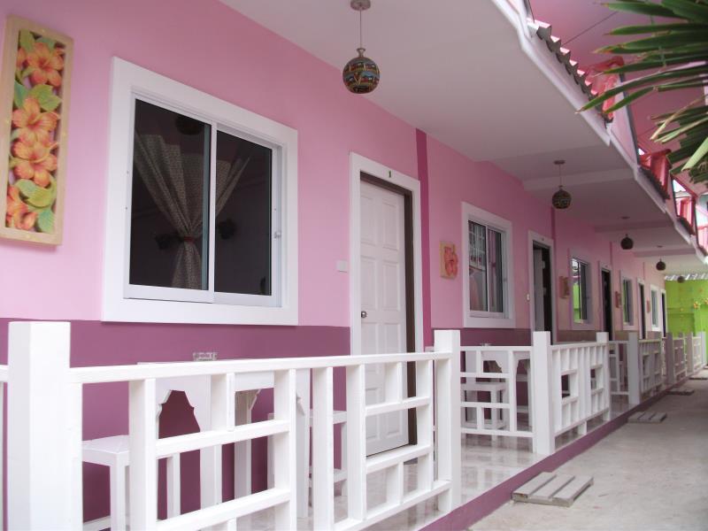 Baan Kaneang Ko Lan Exterior photo