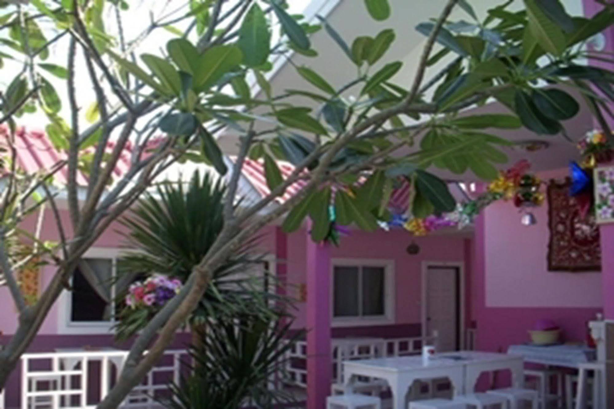 Baan Kaneang Ko Lan Exterior photo
